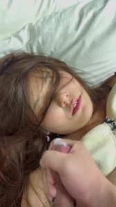 用完即扔的BBW肉便器 颜射后带着精液